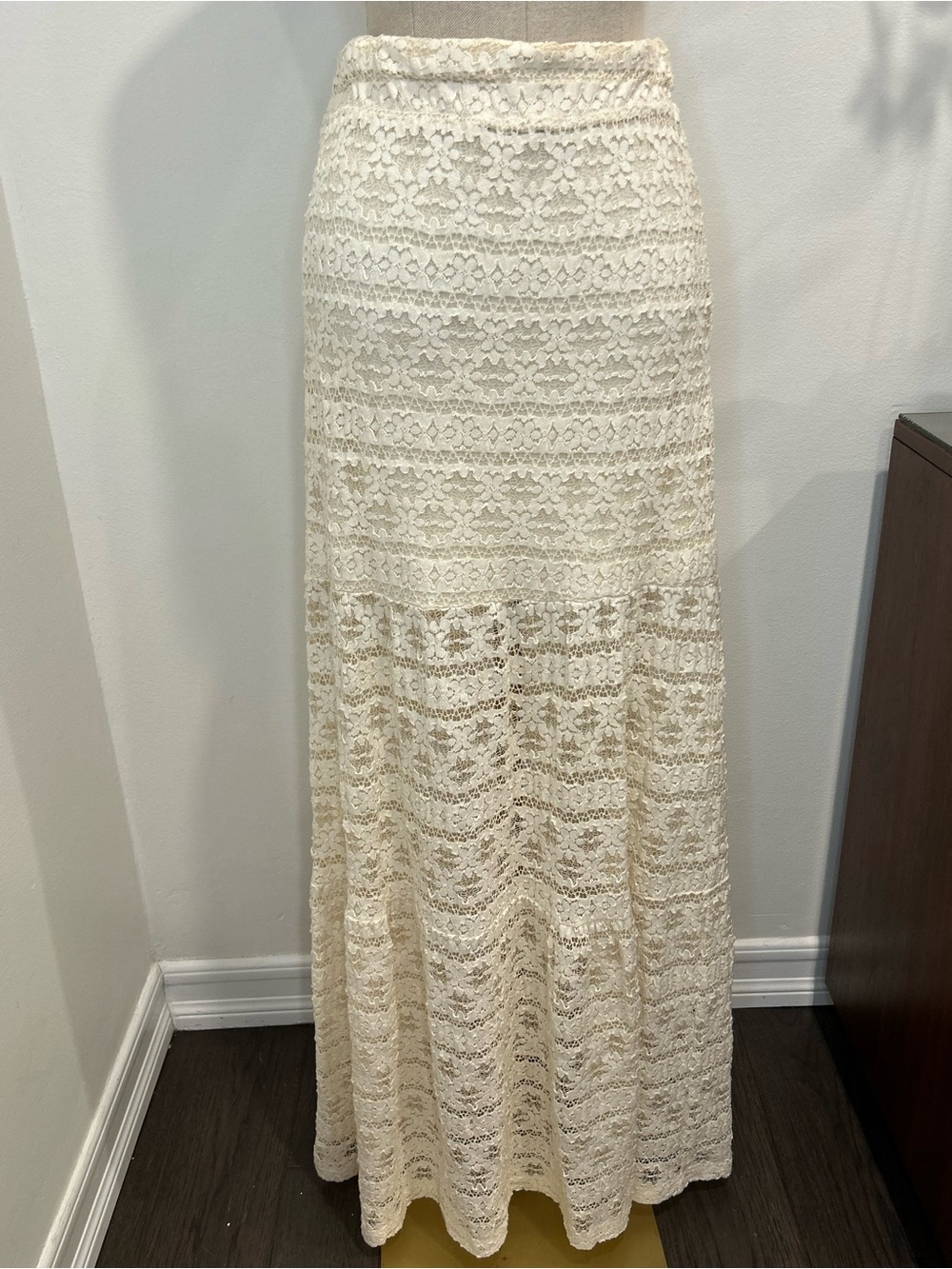 NIGHTCAP - Cherokee Stretch Stripe Lace Maxi Skirt Size 3/M